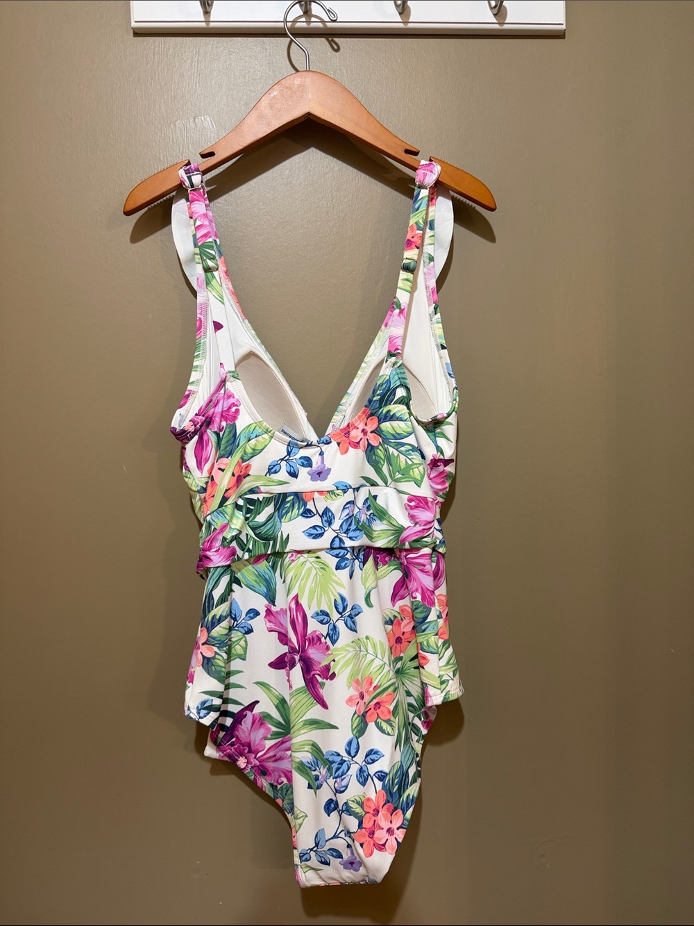 Tommy Bahama Coastal Gardens Belt Wrap one piece swimsuit - SS300413 - Picture 2 of 2